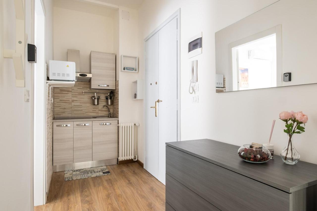 בולוניה Studio 24 - Holiday & Business Apartment מראה חיצוני תמונה